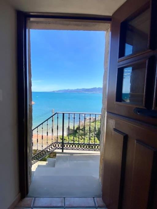 El Balcon Del Escanu Lastres Buitenkant foto